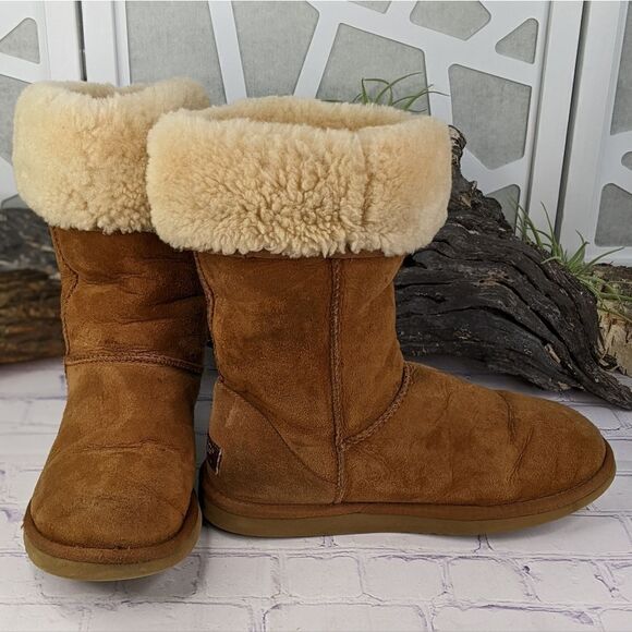 UGG Classic Tall 5815 Boot - Picture 1 of 10